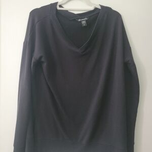 Athleta Black V-Neck Top